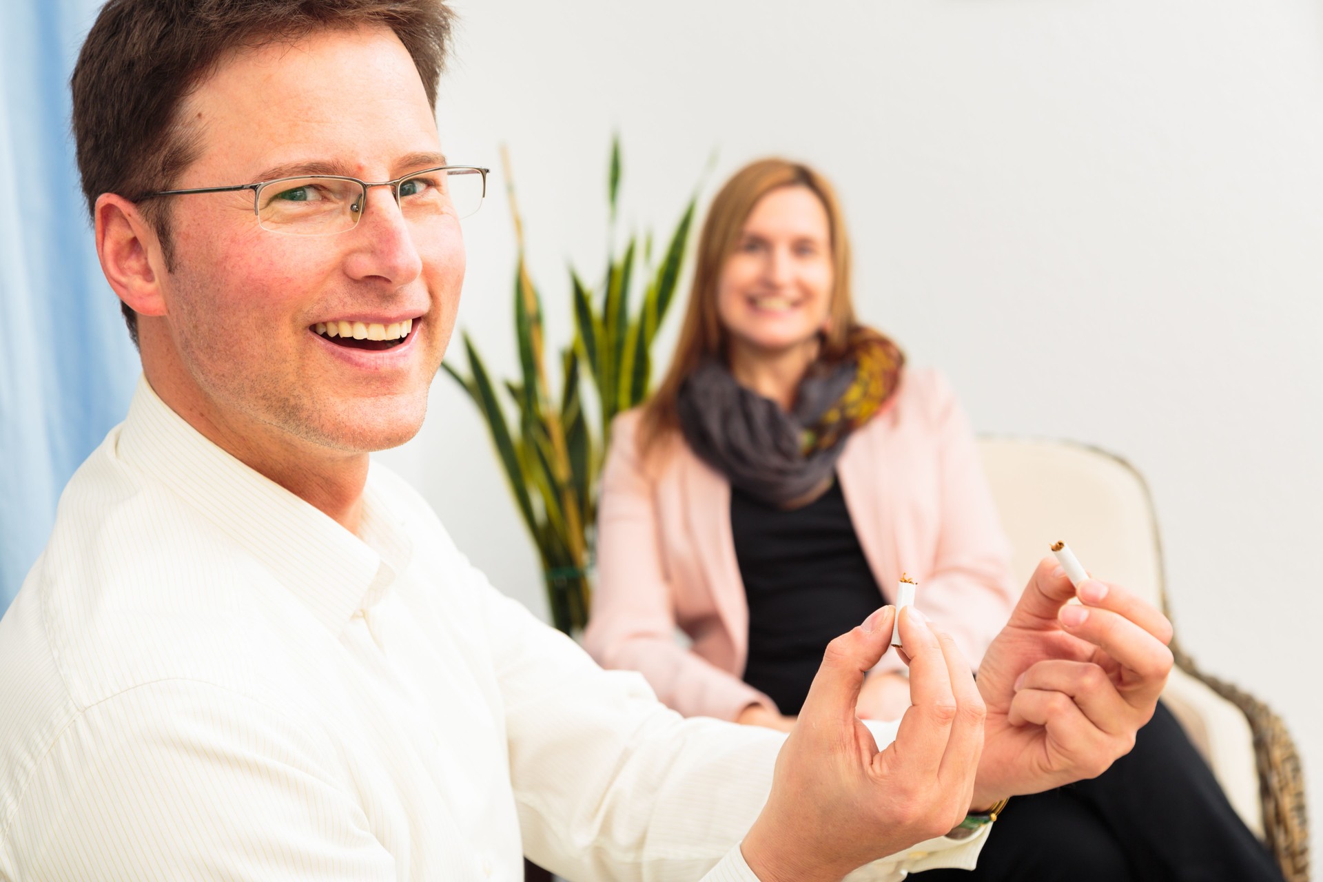 man quit smoking after seeing a psychotherapist